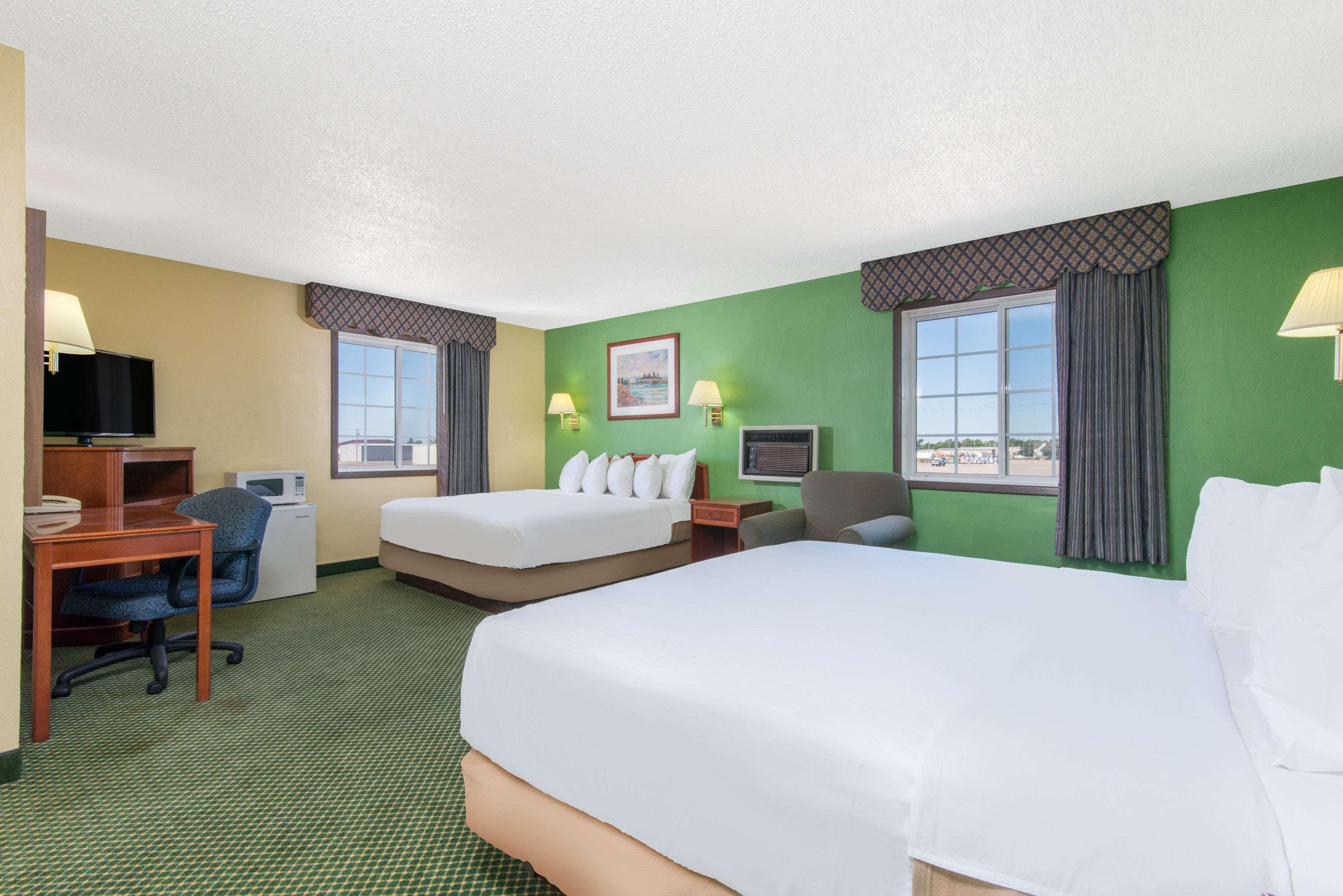 Days Inn By Wyndham Great Bend Exterior foto